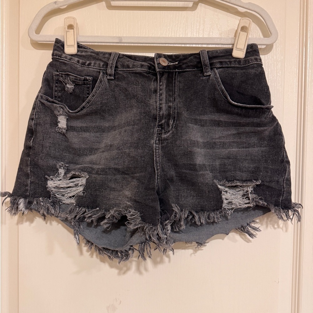 Black Distressed Denim Shorts​​​